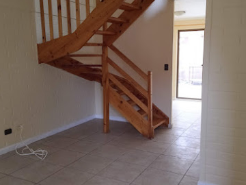 Se vende casa de dos pisos en Condominio en Tte Serrano