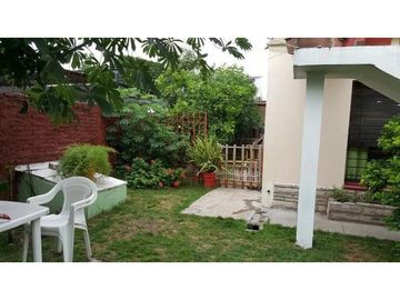 Oportunidad CASA 6 Ambientes Ideal  2 FAMILIAS
