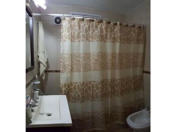 Oportunidad CASA 6 Ambientes Ideal  2 FAMILIAS