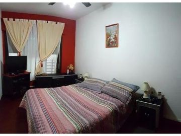 Oportunidad CASA 6 Ambientes Ideal  2 FAMILIAS