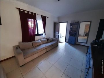 Casa Americana 4 ambientes Ituzaingo Norte