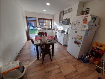 Casa Americana 4 ambientes Ituzaingo Norte
