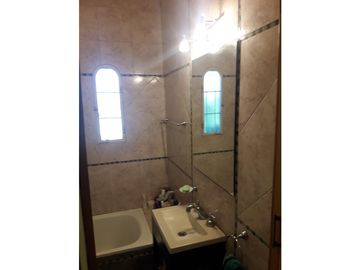 Casa 4 Ambientes- Ituzaingó Norte (VENTA-PERMUTA)