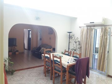 Casa 4 Ambientes- Ituzaingó Norte (VENTA-PERMUTA)