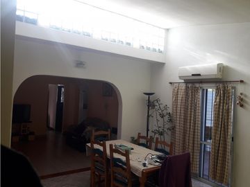 Casa 4 Ambientes- Ituzaingó Norte (VENTA-PERMUTA)
