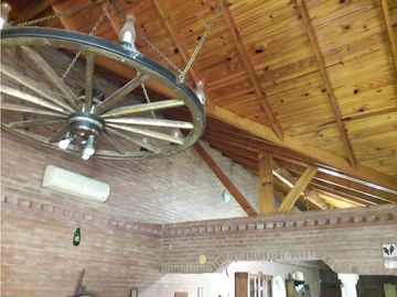 Chalet 5 Ambientes - Ituzaingó Norte Oportunidad