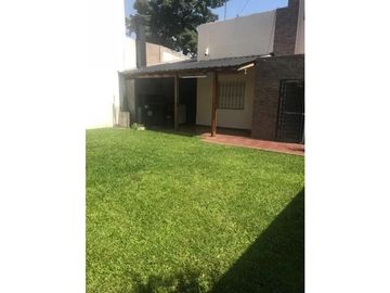 Casa 4 Ambientes - Castelar Norte