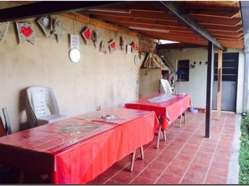 Casa 5 Ambientes- Castelar Sur