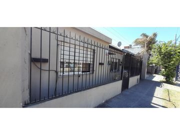 Casa  4 Ambientes Ituzaingo Sur- Se escuchan Propuestas