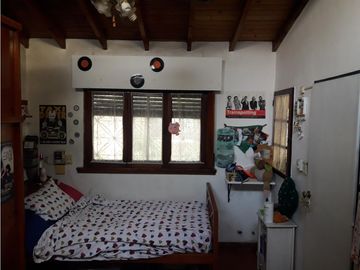 Casa 4 Ambientes -estilo Campo- Castelar Sur