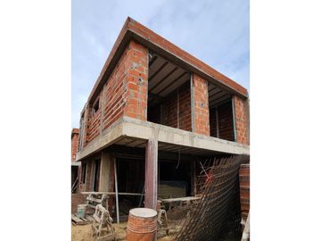 PH Tipo Casa 4 Ambientes a Estrenar -Castelar Sur