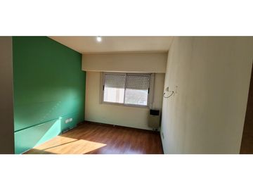 Venta Departamento 2 ambientes con cochera