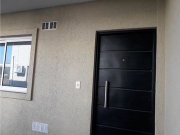 Departamento 3 Ambientes a Estrenar con Cochera. - Castelar Norte