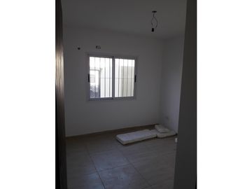 Departamento 3 Ambientes a Estrenar con Cochera. - Castelar Norte