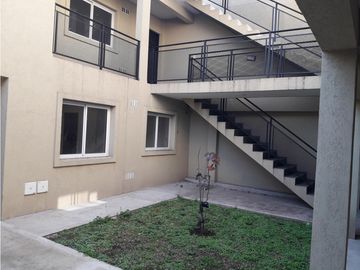 Departamento 3 Ambientes a Estrenar con Cochera. - Castelar Norte
