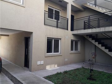Departamento 3 Ambientes a Estrenar con Cochera. - Castelar Norte