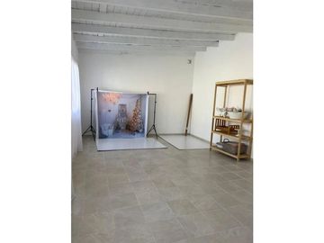 Departamento 2 ambientes con cochera en  Venta