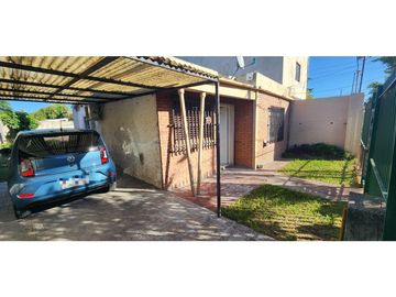 Casa en Americana 3 Ambientes  Venta- Ituzingo Norte