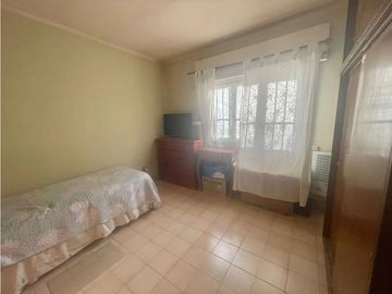 Casa en Americana 3 Ambientes  Venta- Ituzingo Norte