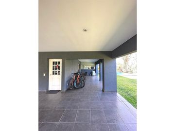Casa 4 Ambientes en venta en Altos del Sol-Oportunidad-Permuta