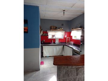 Casa 4 Ambientes con Parque en  Venta Merlo Pontevedra