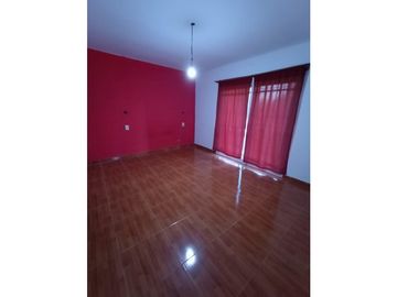 Casa 4 Ambientes con Parque en  Venta Merlo Pontevedra