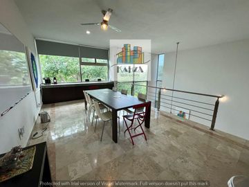 CASA EN VENTA EN CANCUN CON ALBERCA Y PANELES EN RESIDENCIAL