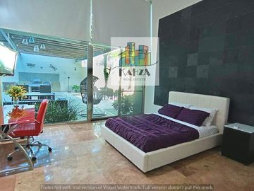 CASA EN VENTA EN CANCUN CON ALBERCA Y PANELES EN RESIDENCIAL