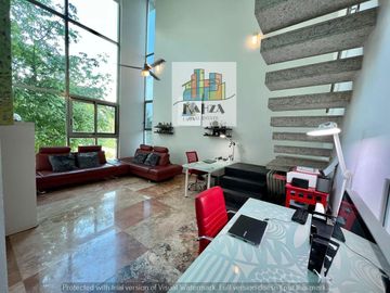 CASA EN VENTA EN CANCUN CON ALBERCA Y PANELES EN RESIDENCIAL