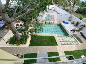 CASA EN VENTA EN CANCUN CON ALBERCA Y PANELES EN RESIDENCIAL