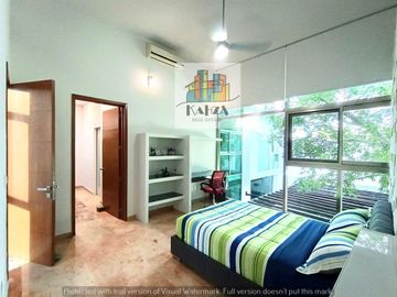 CASA EN VENTA EN CANCUN CON ALBERCA Y PANELES EN RESIDENCIAL