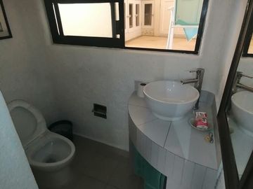 Casa sola en Venta en fraccionamiento De Lujo Joyas de Brisamar ACAPULCO