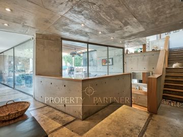 Moderna y espectacular casa en Condominio Los Almendros