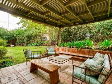 Espectacular Casa en Exclusivo Condominio Los Almendros