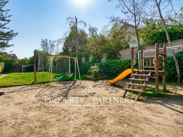 Espectacular casa en exclusivo condominio Rinconada El Salto, Huechuraba