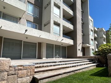 Espectacular y acogedor departamento en condominio en Camino del Roble