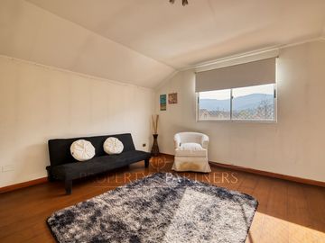Excelente casa tres pisos dentro de condominio