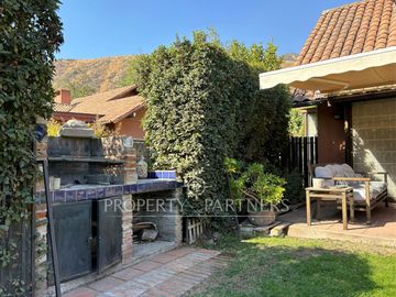 Encantadora casa en condominio más exclusivo del Carmen de Huechuraba
