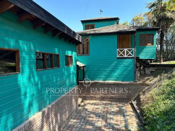 Espectacular casa en parcela en exclusivo condominio El Almendral