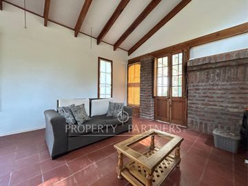 Espectacular casa en parcela en exclusivo condominio El Almendral