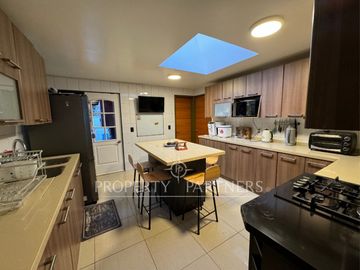 Fantástica e impecable casa remodelada en condominio  El Carmen de Huechuraba