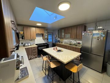 Fantástica e impecable casa remodelada en condominio  El Carmen de Huechuraba