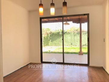 Casa en completa remodelación en exclusivo condominio de El Carmen de Huechuraba