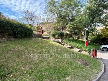 Casa en completa remodelación en exclusivo condominio de El Carmen de Huechuraba