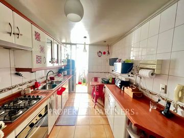 Estupendo Departamento de 3 Dormitorios en Camino de Cintura