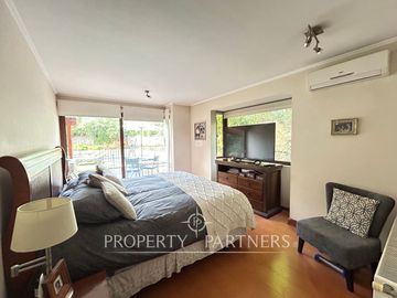 Espectacular casa en exclusivo condominio de Camino Los Fresnos GRAN OPORTUNIDAD !