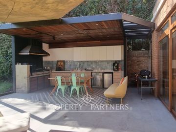Espectacular y acogedora casa en exclusivo Condominio Los Almendros