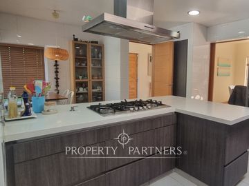Espectacular y acogedora casa en exclusivo Condominio Los Almendros