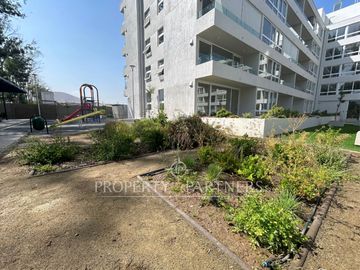 Espectacular departamento con jardín en exclusivo condominio en El Sauce Huechuraba