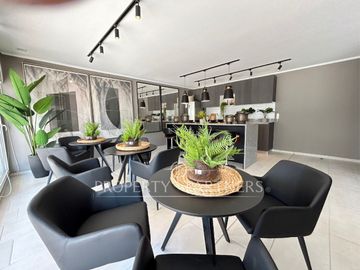 Espectacular departamento con jardín en exclusivo condominio en El Sauce Huechuraba
